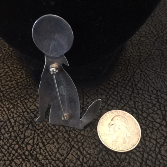 Native American vintage Coyote/Moon Brooch SS- SIGNED - Picture 2 of 2